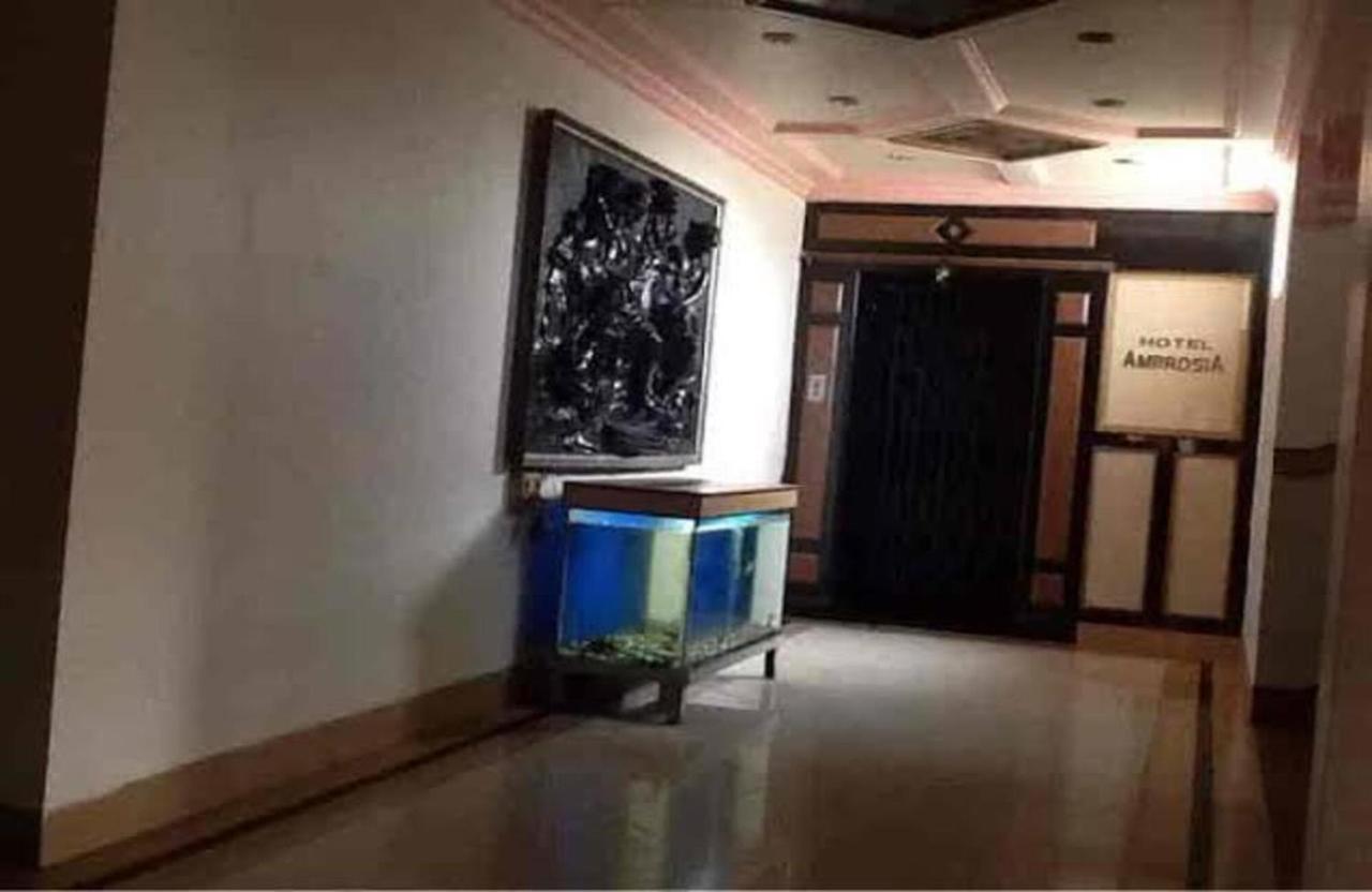 Hotel Ambrosia Kalyān المظهر الخارجي الصورة